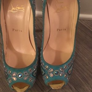 Shoes and Cross body bag